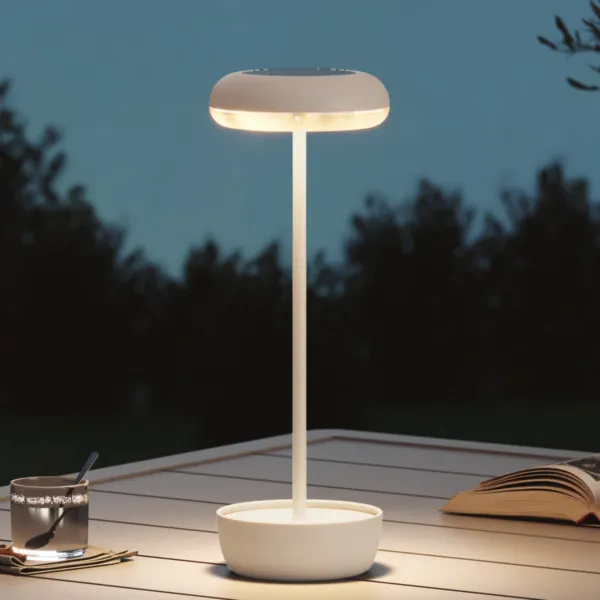 Outdoor Table Lamp Solar Table Lamp with USB-Type C